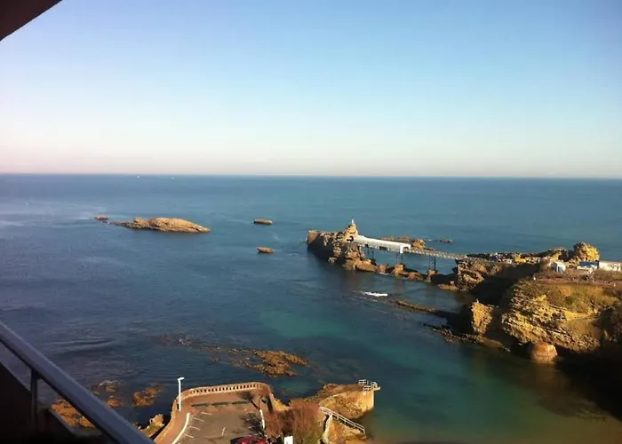 Agtbab Біарріц